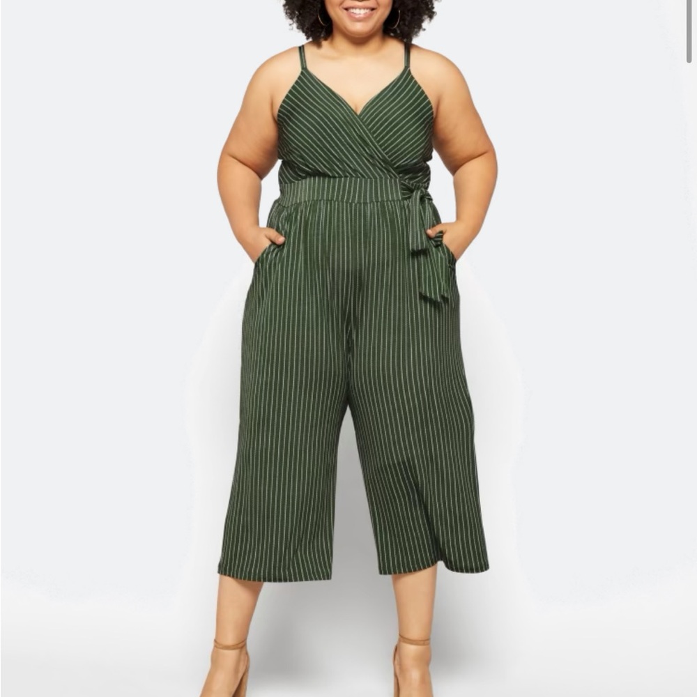 Kaileigh Green Crop Jumpsuit with Wrap V-Neck and Tie Waist